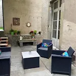 Cosy Avec Oasis Privée, Salle De Jeux, Vélos Bienvenus Apartamento Carcasona